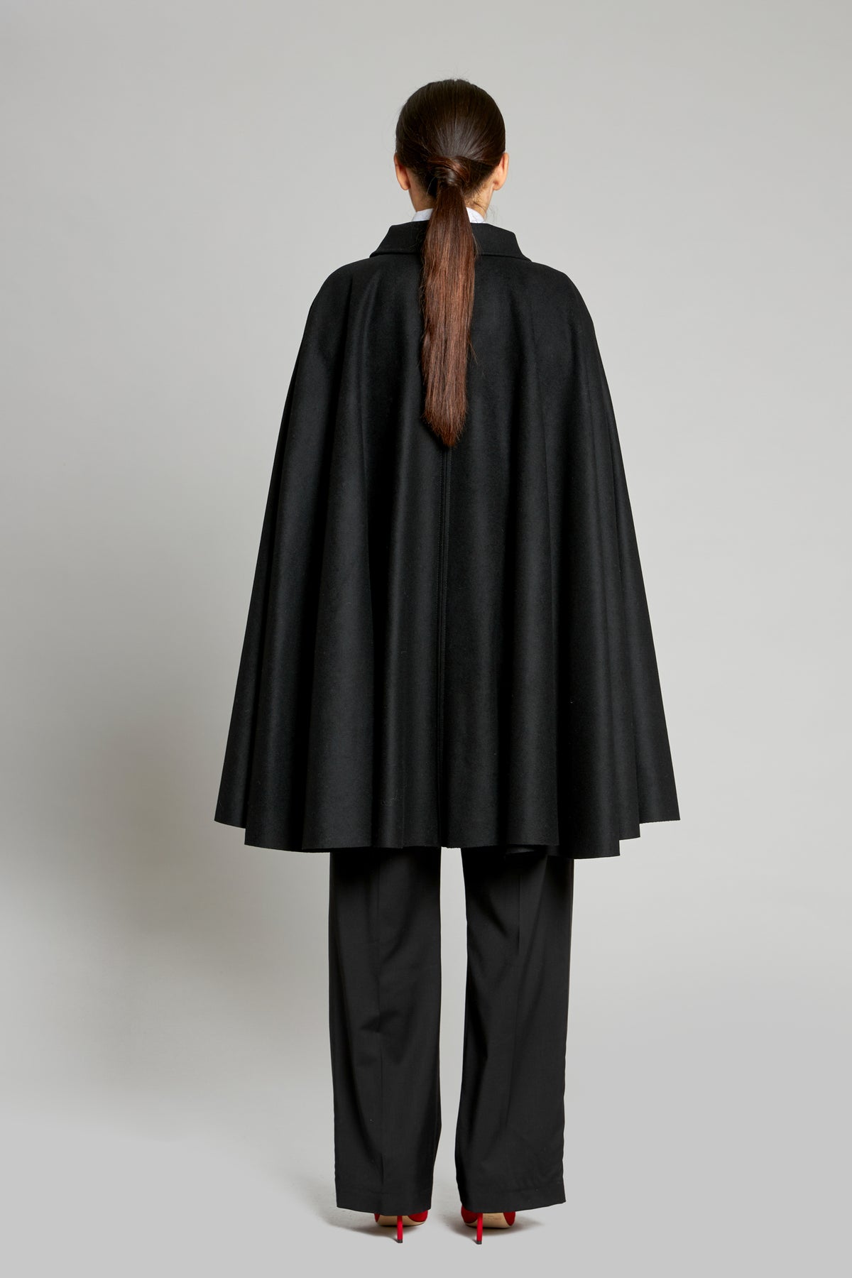15-18 Velour LP Black