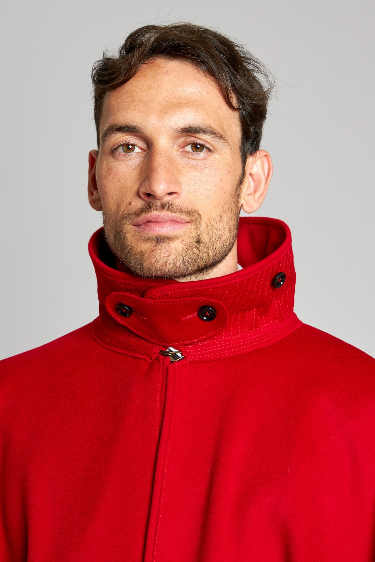 15-18 Velour LP Red