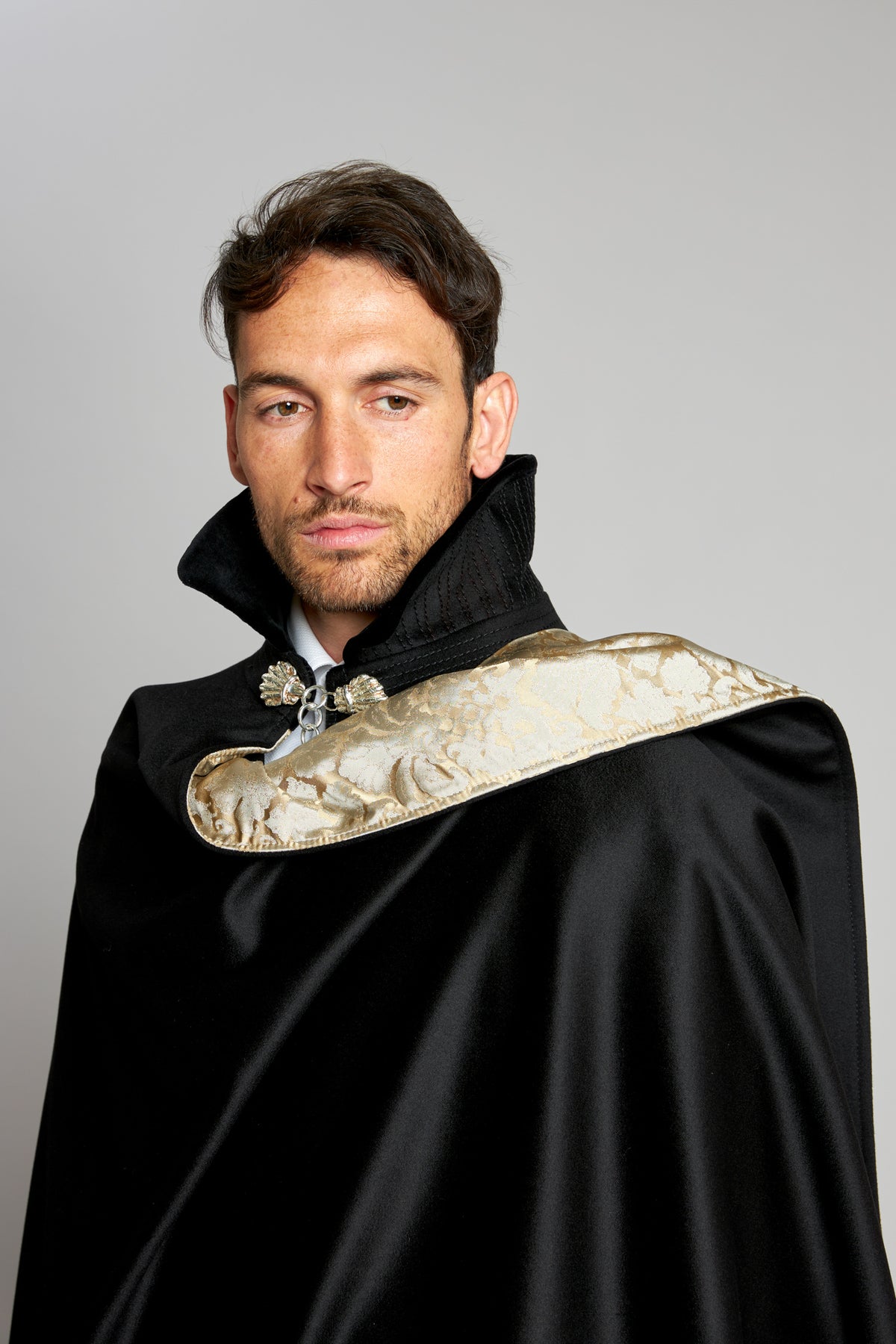 1600 Velour LP Black